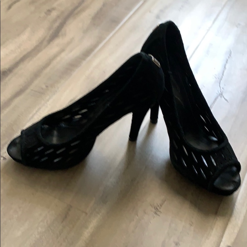 Bcbg black high heals size 8 suede